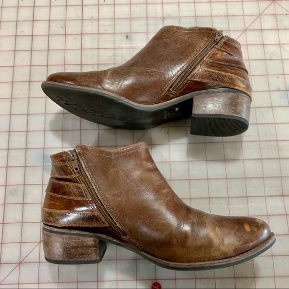 Matisse booties size 8 in good used condition - Picture 4 of 6